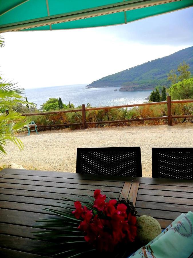 Villa Perla Capoliveri  Eksteriør bilde